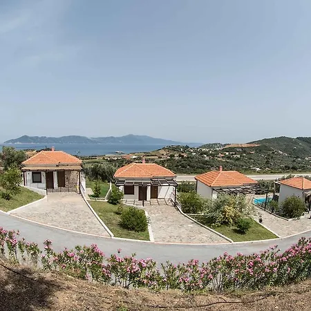 Elios Villas Casa de Férias *